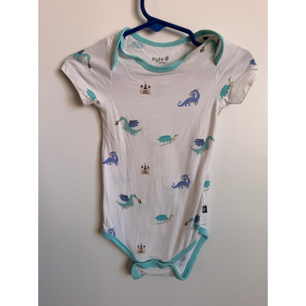Kyte Baby Dragon Castle Bamboo Short Sleeve Bodysuit 12-18 Months